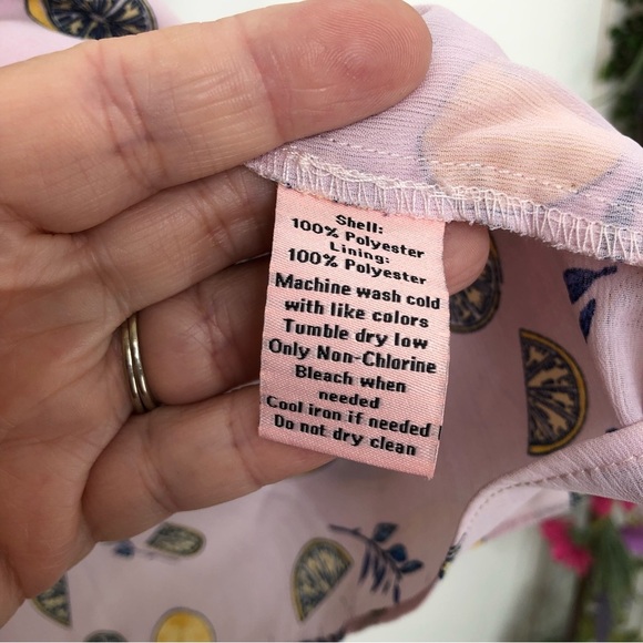 Juicy Couture pink with lemon print sleeveless blouse - Picture 5 of 6